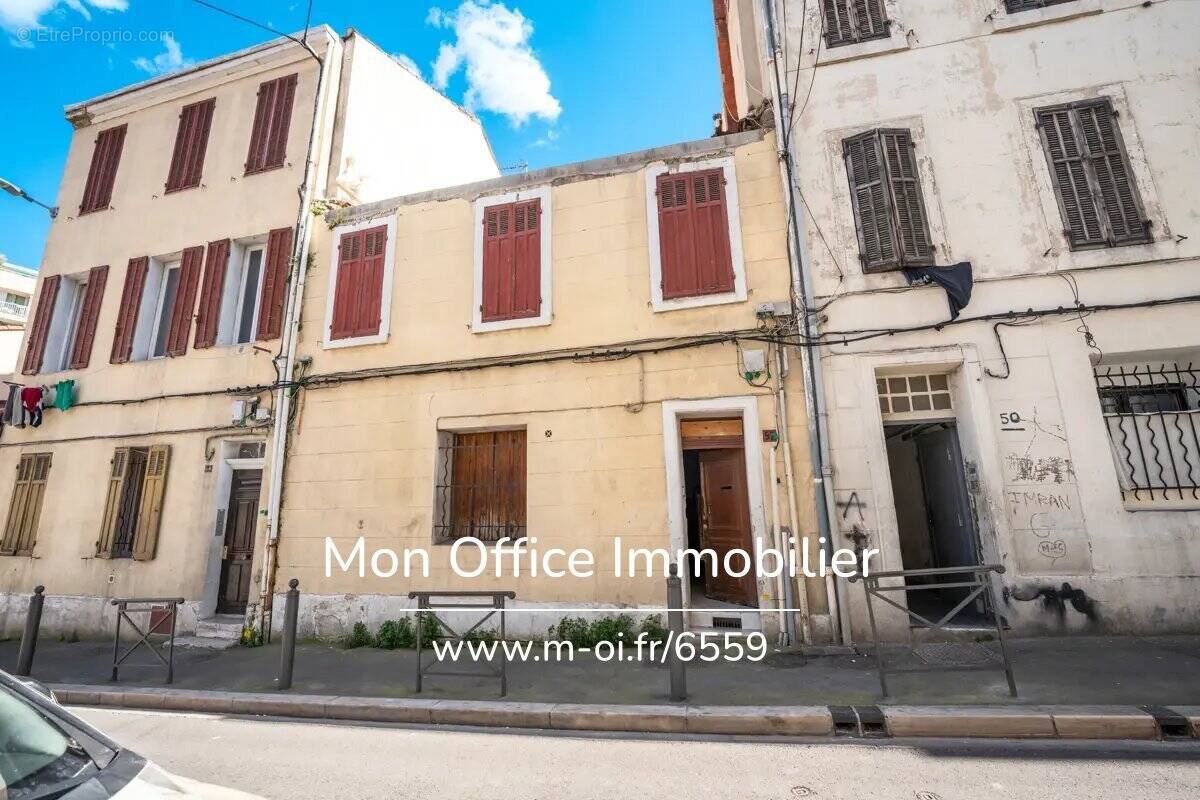 Appartement à MARSEILLE-3E