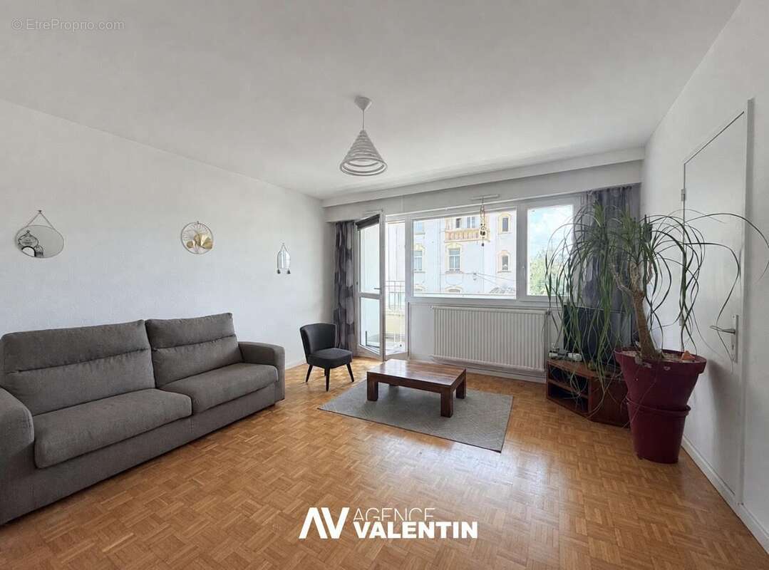 Appartement 65 m² à Metz  - photo 3