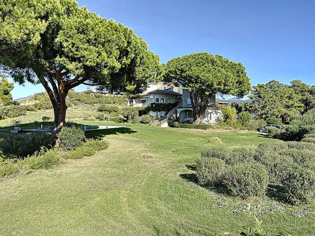 Maison à GROSSETO-PRUGNA