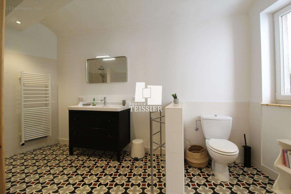 Appartement à LES VANS