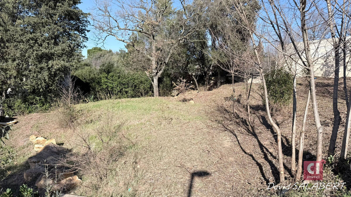 Terrain à VIDAUBAN