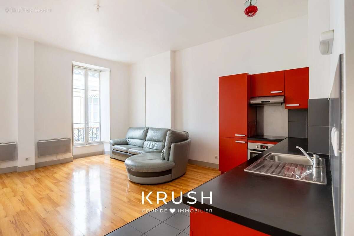 Appartement à MARSEILLE-2E