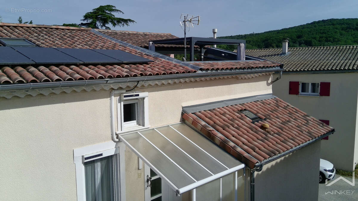 Maison à LES GRANGES-GONTARDES