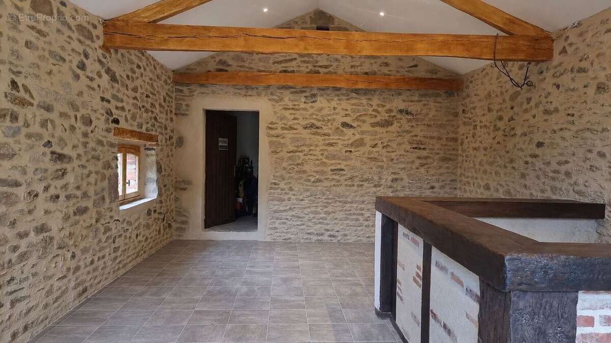Gîte - Pièce accueil - Maison à FIGEAC