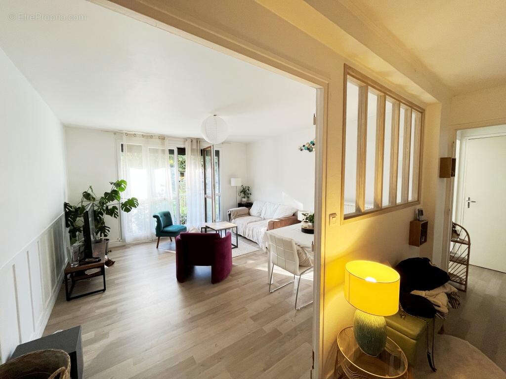 APPRTEMENT F3 dans une residence recherchée proche centre ville à pied - photo 2