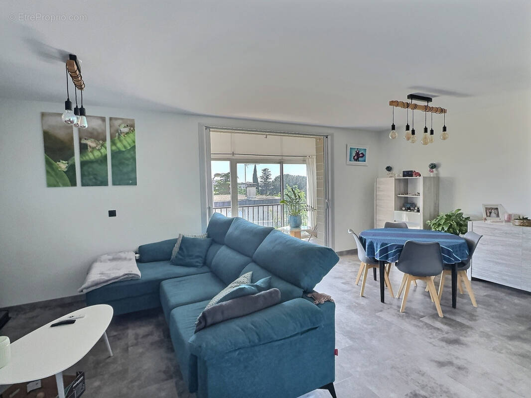 Appartement à CASTELNAU-LE-LEZ