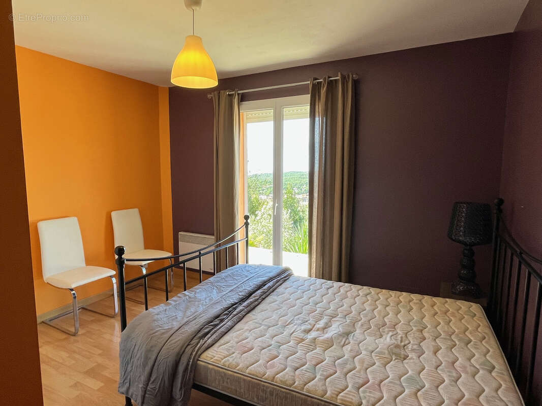 Maison à SAINT-VALLIER-DE-THIEY