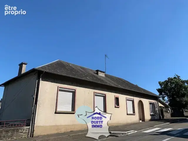 Maison à AMBRIERES-LES-VALLEES