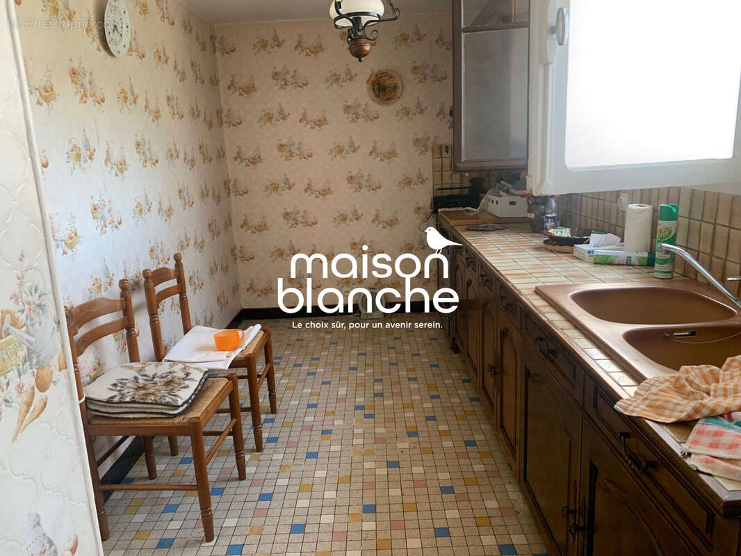 Maison à MAUZE-SUR-LE-MIGNON