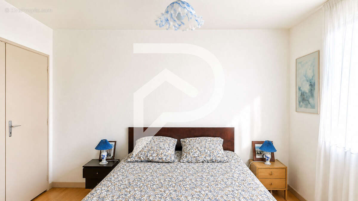 Maison 92 m², 3 chambres avec jardin, piscine et grand sous-sol - photo 8