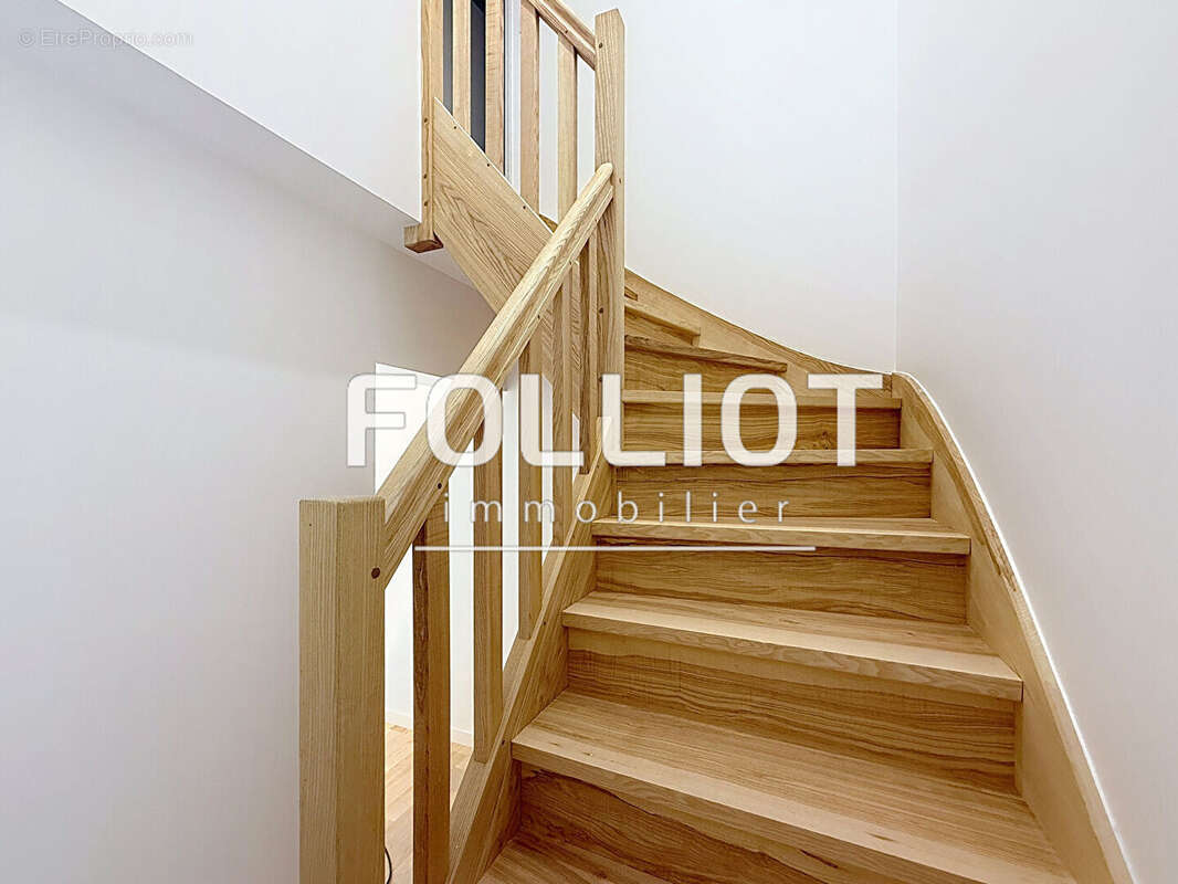 A vendre au coeur de CARTERET Appartement 3 pièces avec combles aménageables - photo 16