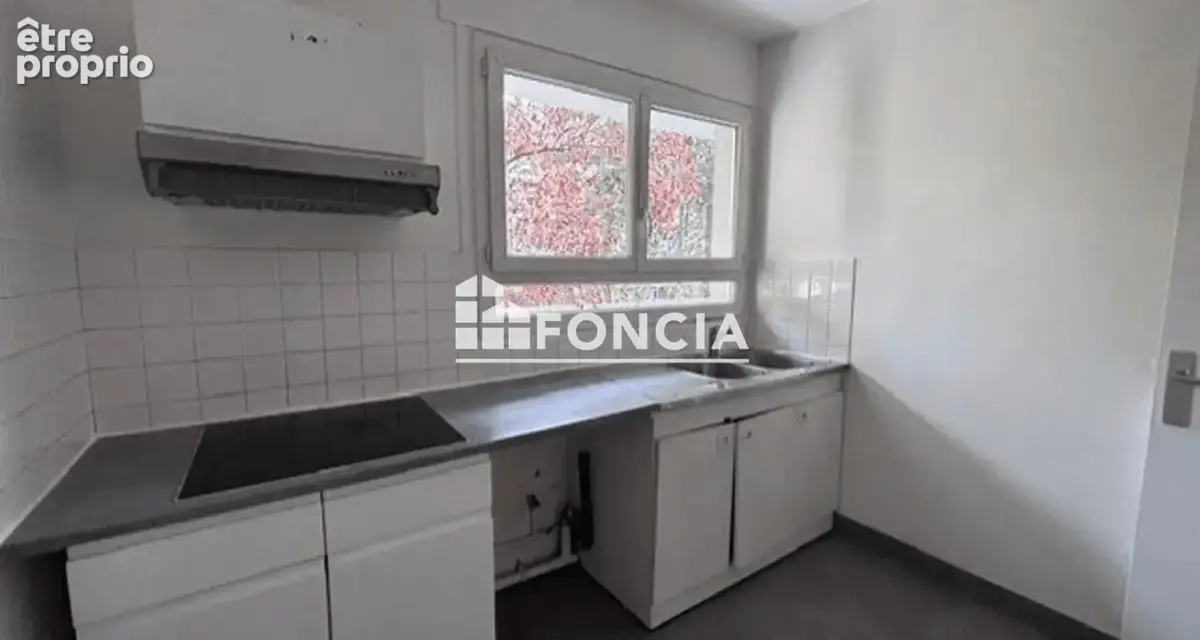Appartement à vendre deux pièces balcon-parking-cave  À 800 m du RER A de Bry-sur-Marne - photo 5