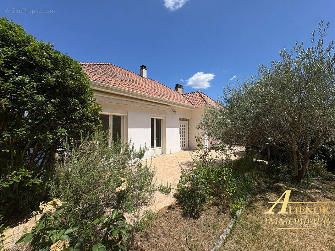 Maison à CHANCELADE