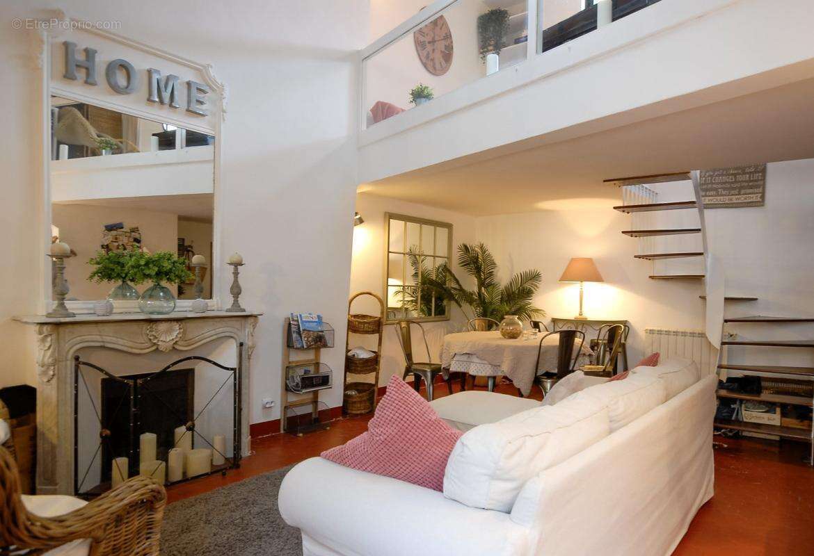 Appartement à AIX-EN-PROVENCE