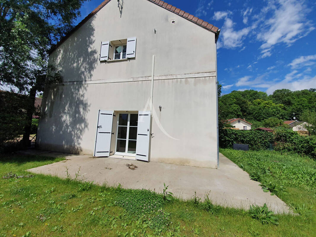 Appartement à BUTRY-SUR-OISE