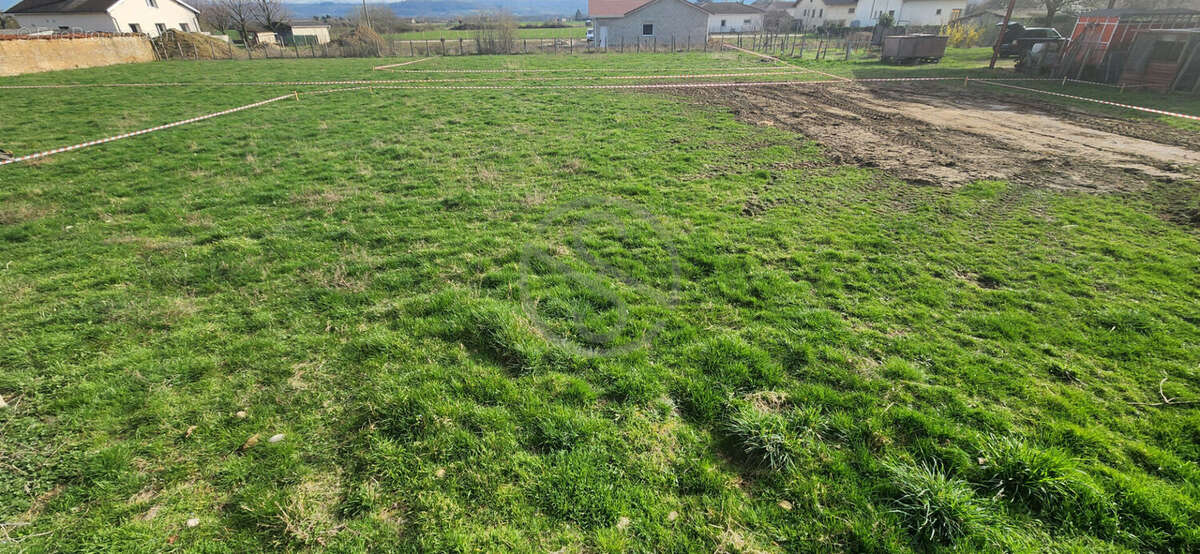 Terrain à batir sur la commune de Sardieu - photo 4
