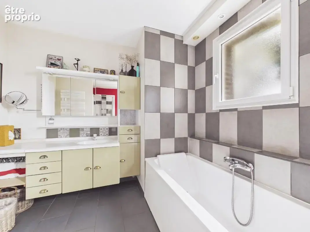 Maison 7 pièces 194 m² à vendre à Saint-Amand-Les-Eaux (59230) - photo 17