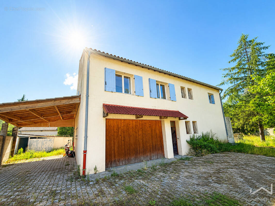 Maison à BOURG-SAINT-ANDEOL