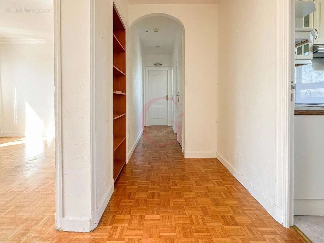 Appartement à BOURG-LA-REINE