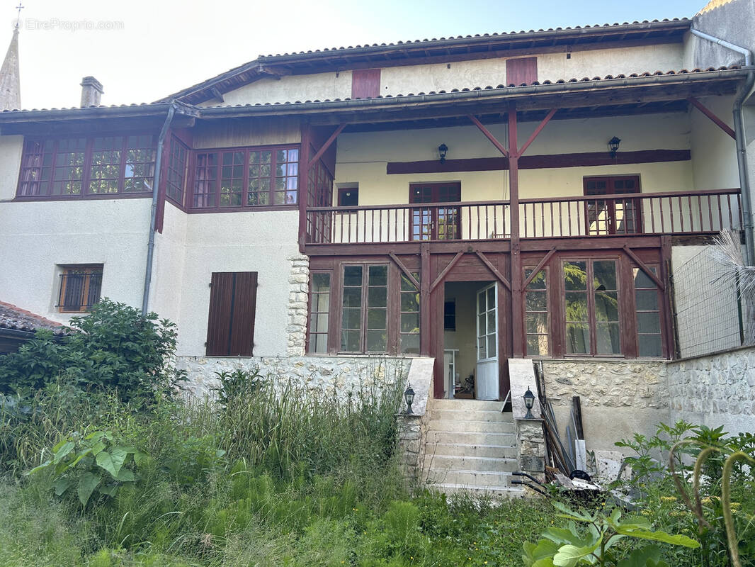 Maison à BUZET-SUR-BAISE