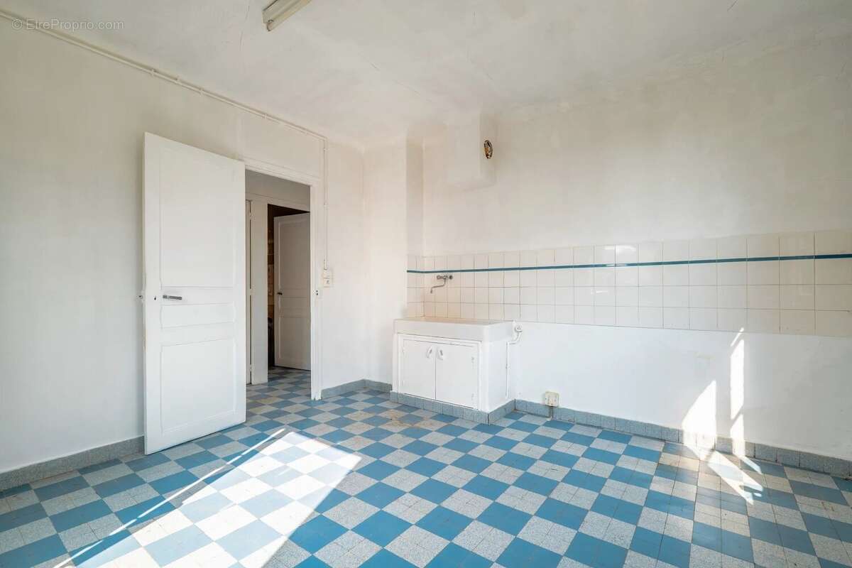 Dammarie-lès-lys – château soubiron – maison 105 m² à rénover – terrain 587 m² - photo 11