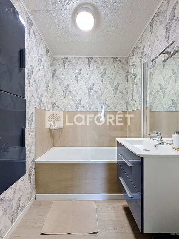 Appartement à OUISTREHAM
