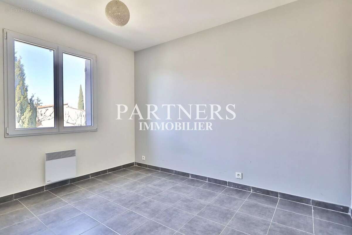 Appartement à SALON-DE-PROVENCE