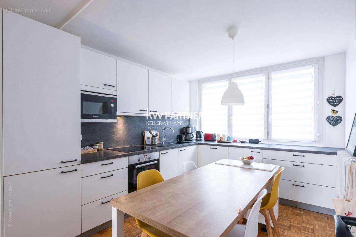 Appartement à MONTROUGE