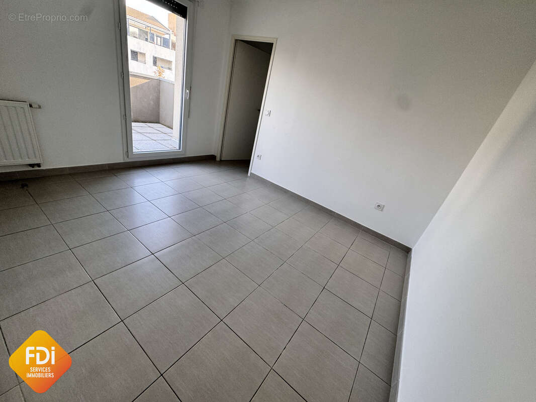 Appartement à SAINT-GEORGES-D'ORQUES