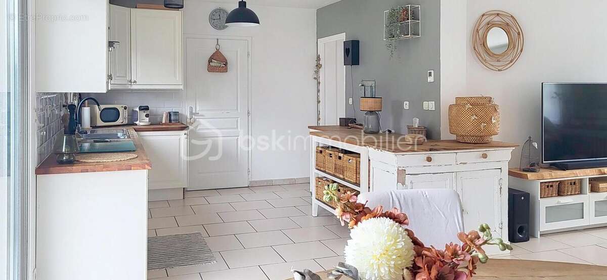 Maison à LE PLESSIER-ROZAINVILLERS