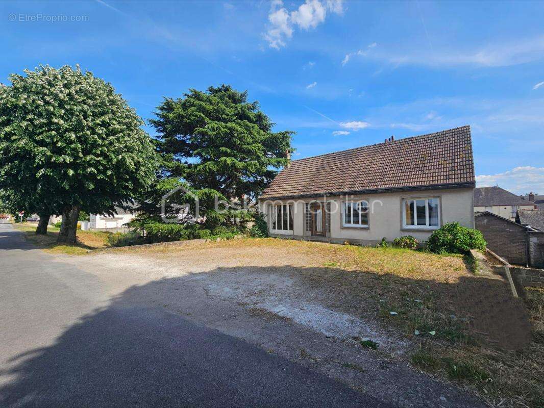 Maison à SULLY-SUR-LOIRE