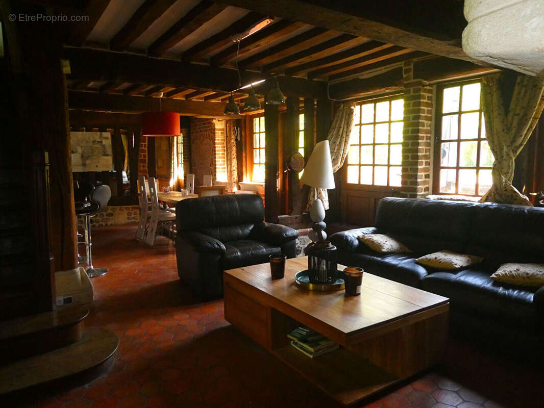 Maison à PONT-L&#039;EVEQUE