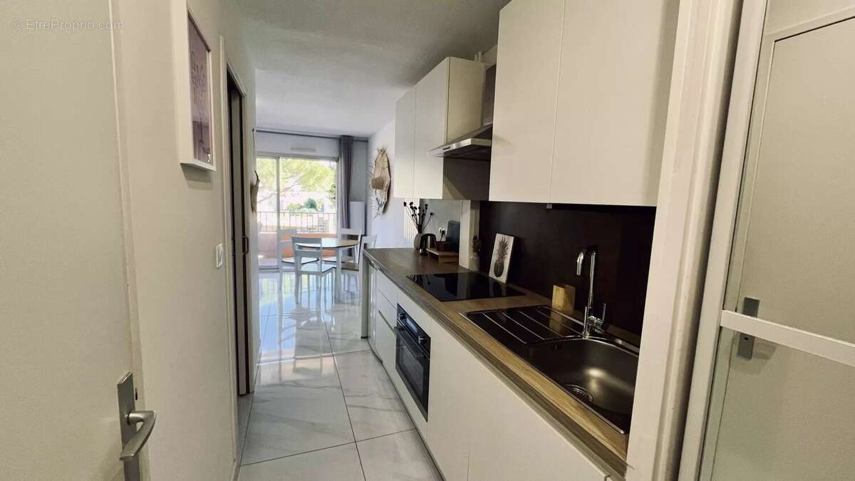 Appartement à VALLAURIS