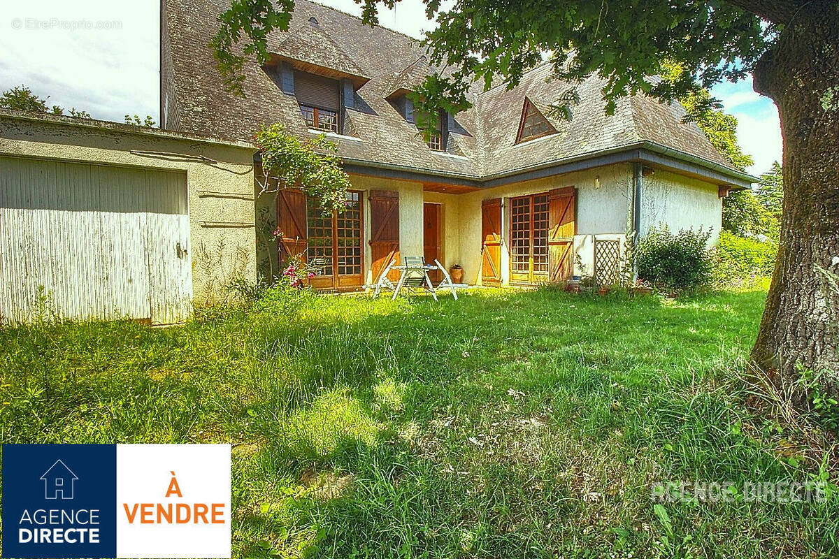 Maison à MONTGERMONT