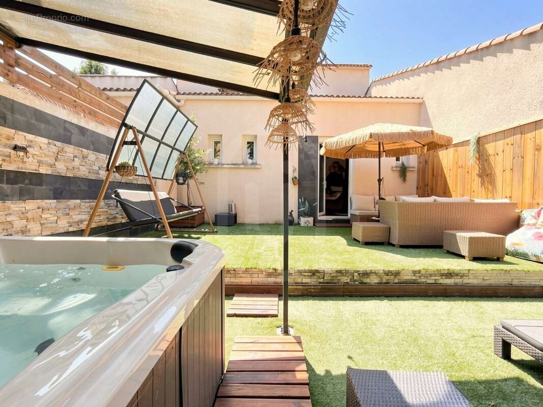 Maison familiale avec suite parentale, jardin, jacuzzi, terrasses et stationnements  Frontignan - photo 16