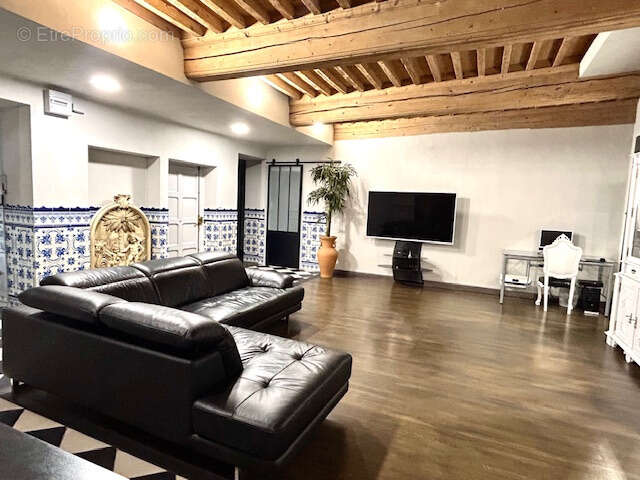 Appartement beaucoup de cachet dans immeuble ancien - photo 17