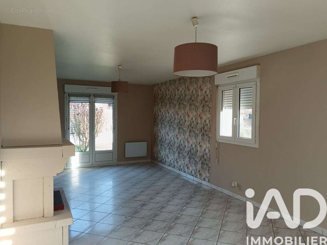 Photo 3 - Maison à CHEMILLY-SUR-YONNE