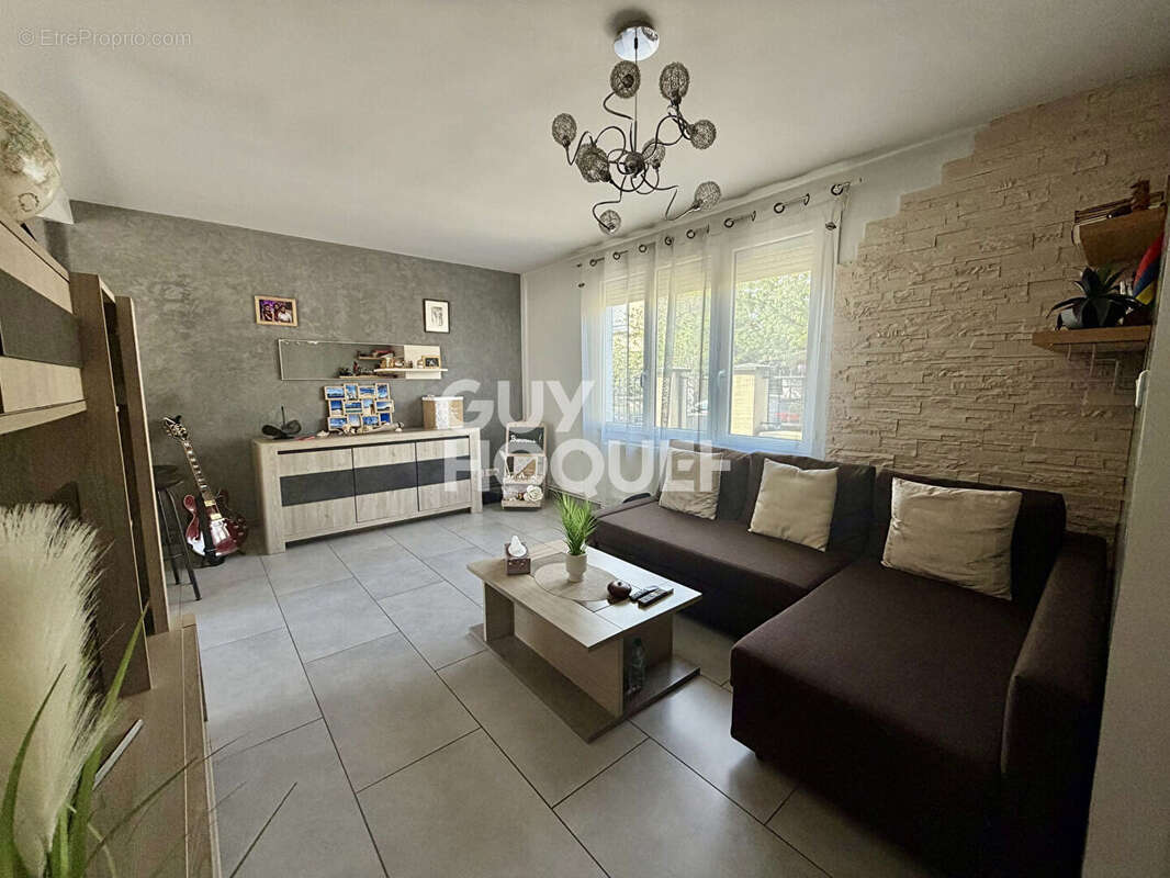 Maison à NEUILLY-SUR-MARNE