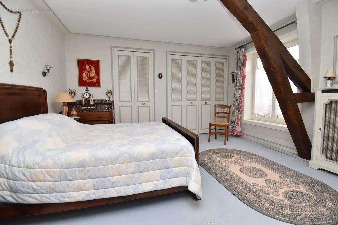 Maison à AVESNES-LES-AUBERT