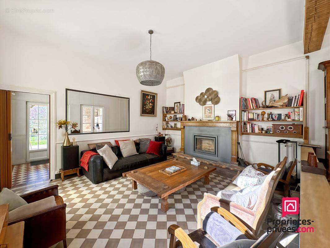 Maison à PRECY-SOUS-THIL