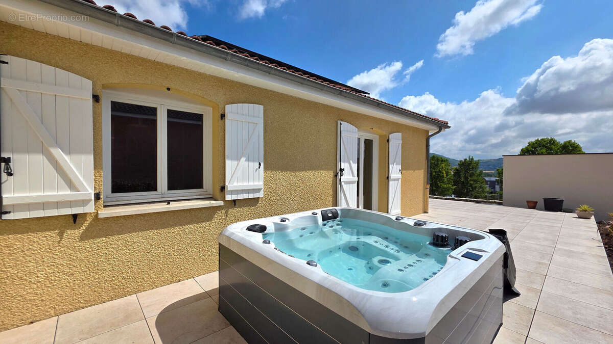 Maison à COURNON-D'AUVERGNE