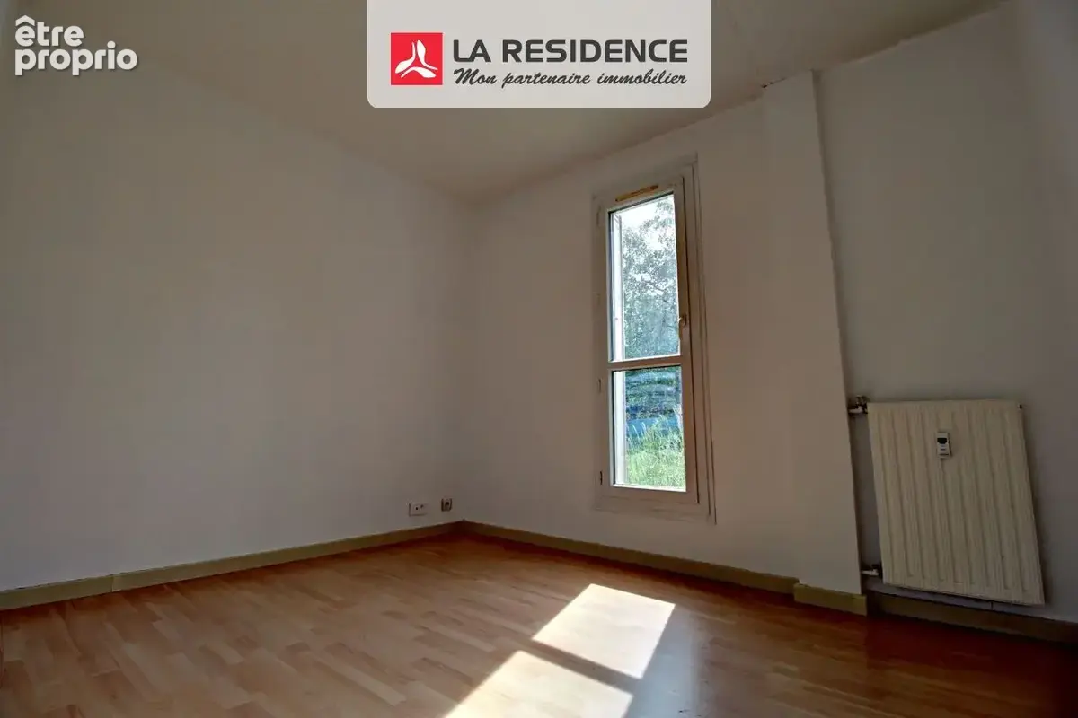 Appartement 70 m² à Cergy  - photo 9