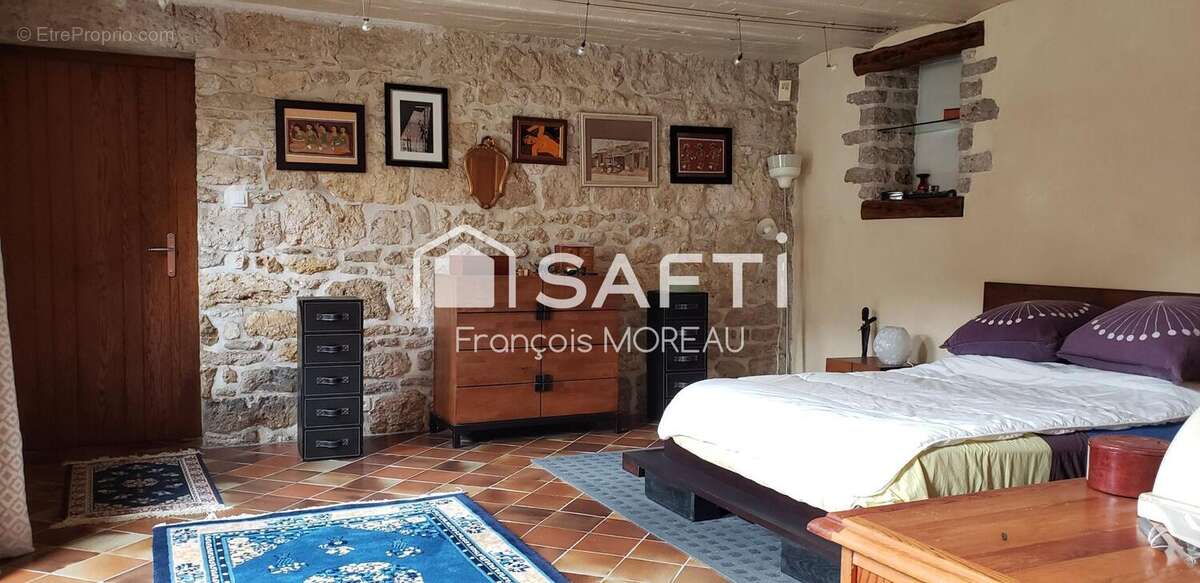 Maison 206 m² à Chaintreaux  - photo 8