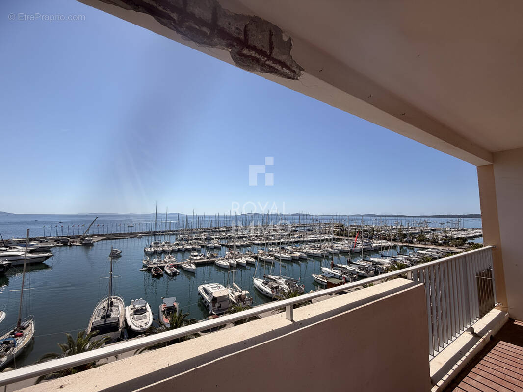 Appartement à HYERES