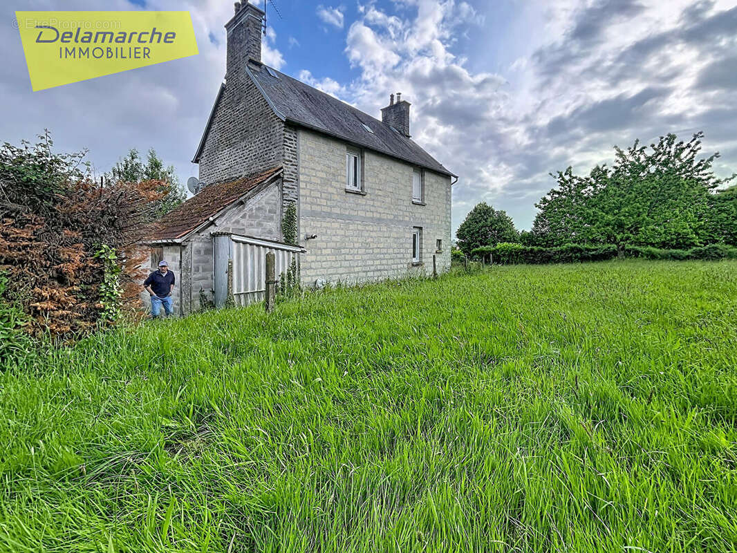 Maison à ISIGNY-LE-BUAT