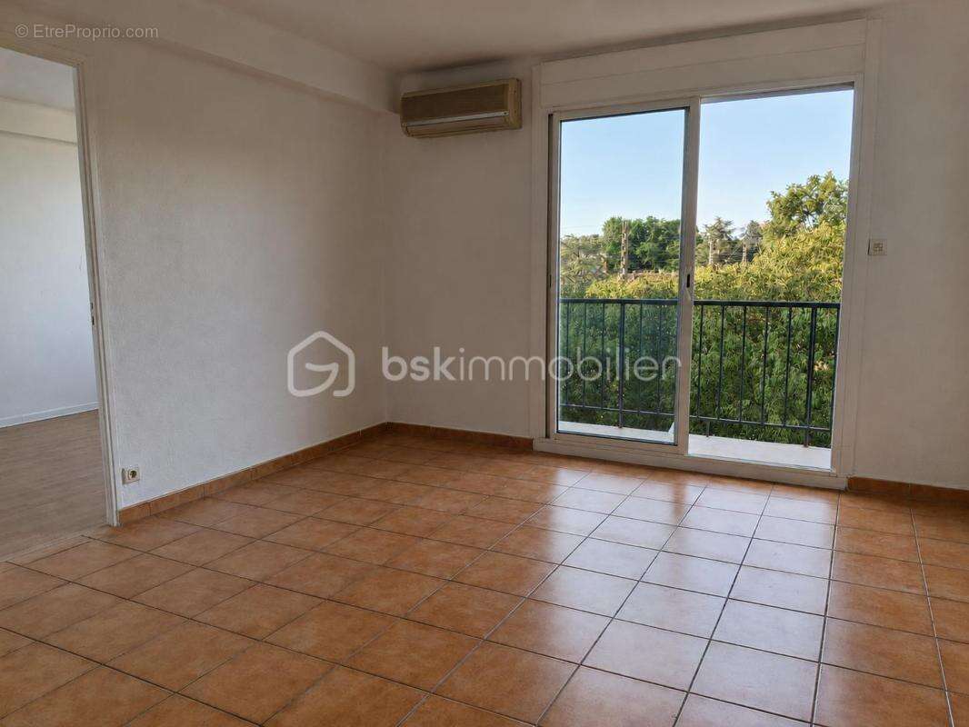 Appartement T3 de 56 m² – Balcon, cave, parking - photo 2