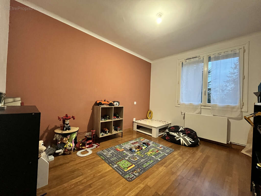 Maison à SAINT-DENIS-LA-CHEVASSE