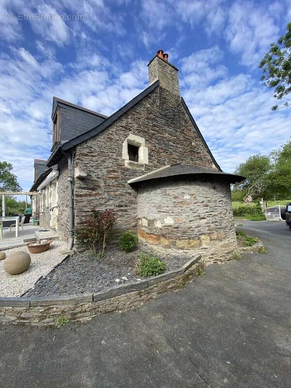 Maison à LES PONTS-DE-CE
