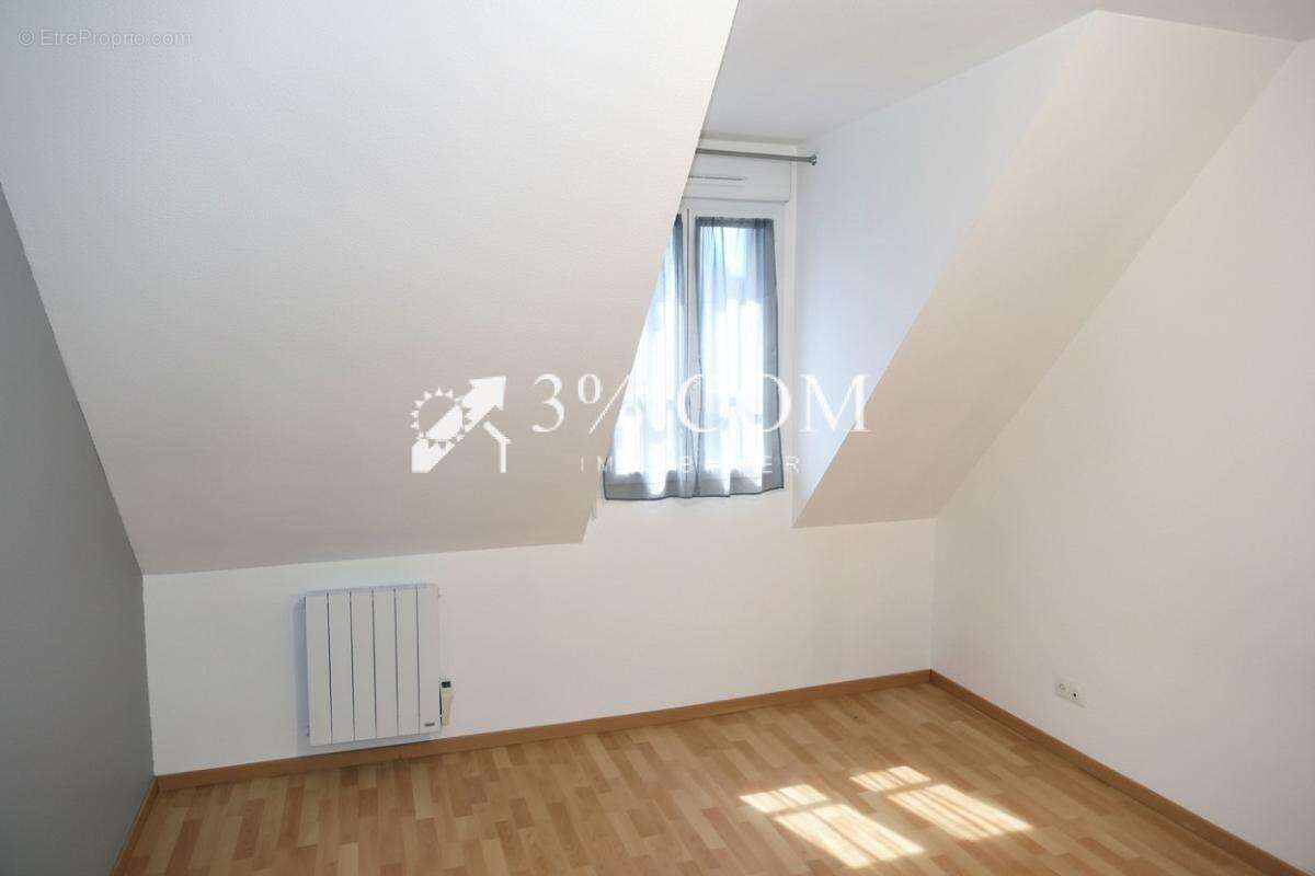 Maison à ROUXMESNIL-BOUTEILLES