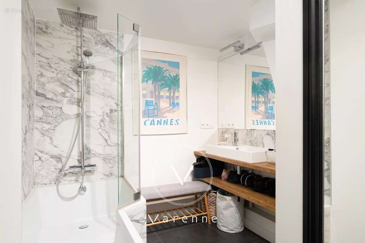 Appartement à PARIS-7E